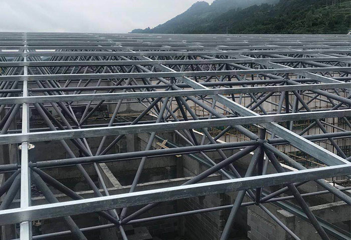 石景山学校艺体楼网架
